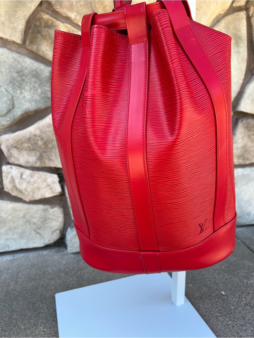 💋Louis Vuitton Randonnee GM Red Epi Leather 2 way bag Sling/backback